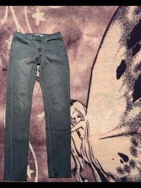 Levi's Women's Skinny Jeans in Slate Gray